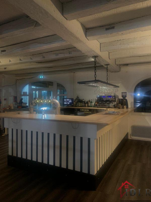 Fonds de commerce - Local commercial - 678 m²