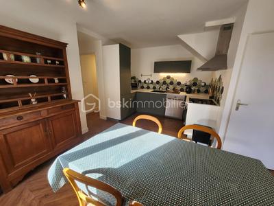 Appartement - 77 m² - 4 pièces