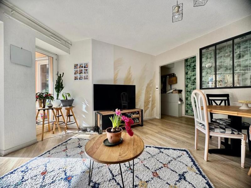 Appartement - 85 m² - 4 pièces