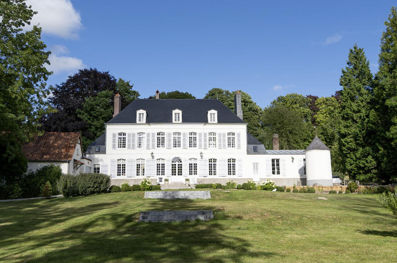 Château - 404 m² - 14 pièces