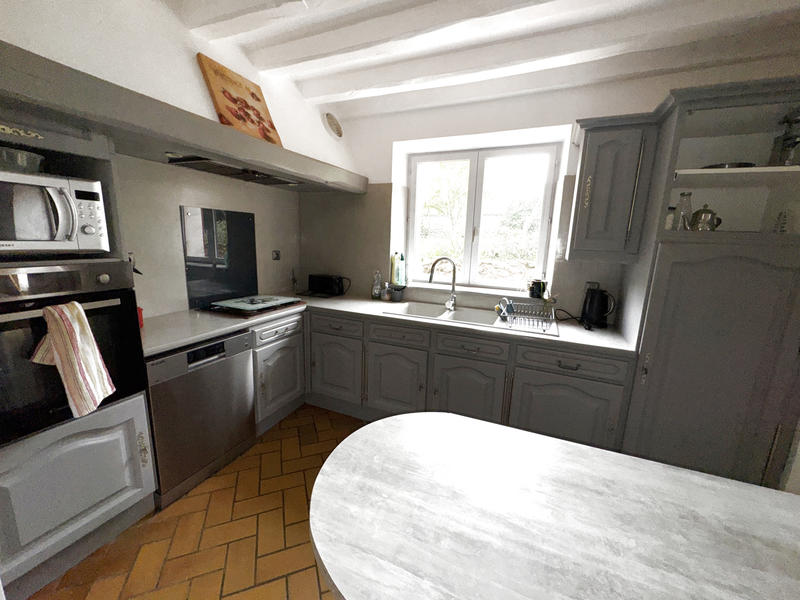 Maison - 244 m² - 8 pièces