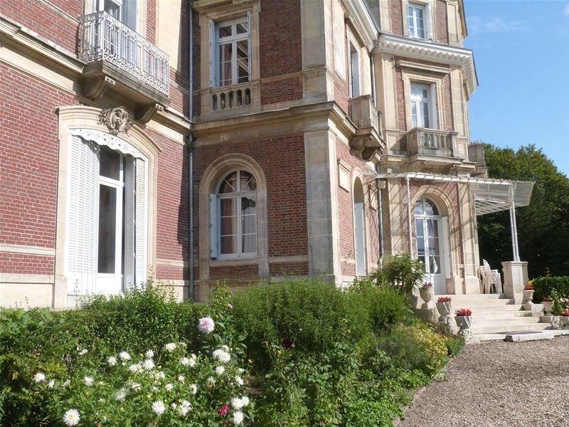 Château - 850 m² - 17 pièces