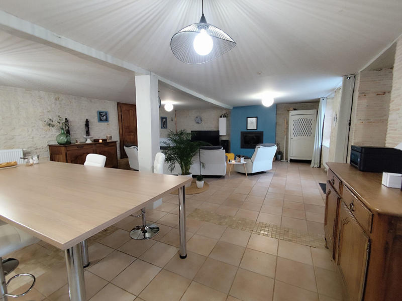 Maison - 160 m² - 4 pièces