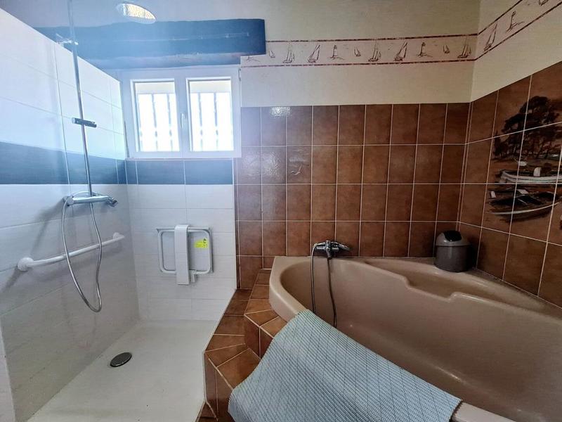 Ferme - 250 m² - 6 pièces