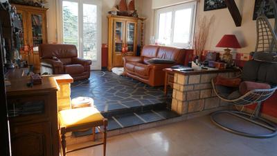 Maison - 197 m² - 8 pièces