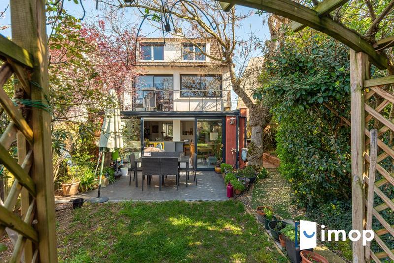 Maison - 164 m² - 7 pièces