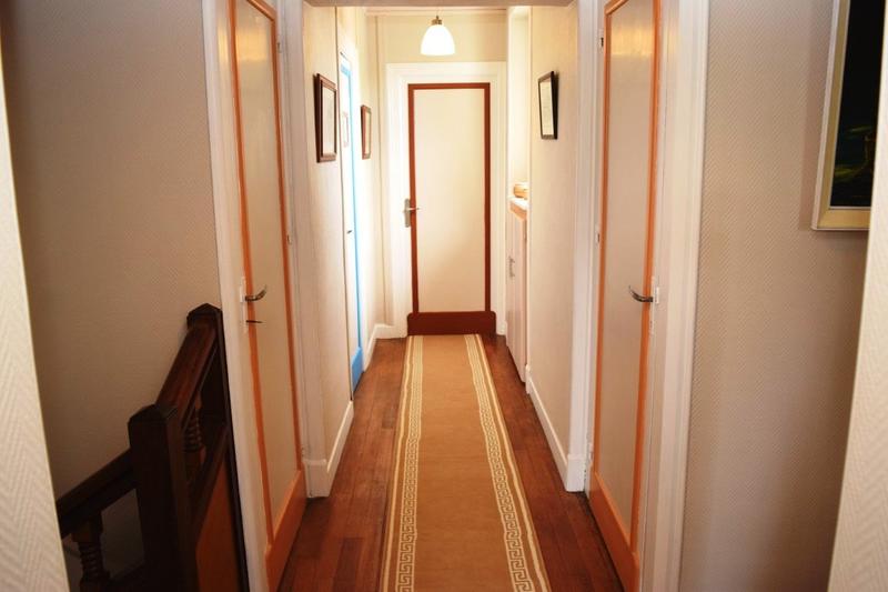 Maison - 169 m² - 7 pièces