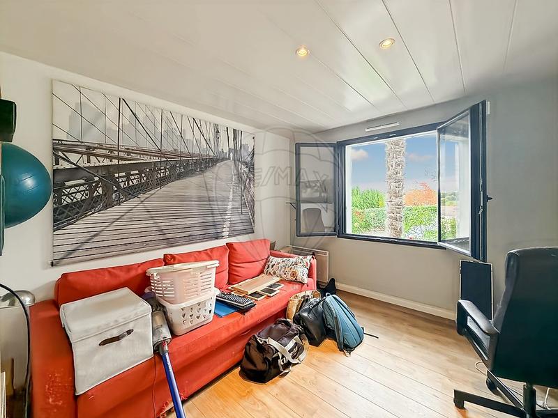 Demeure - 161 m² - 6 pièces