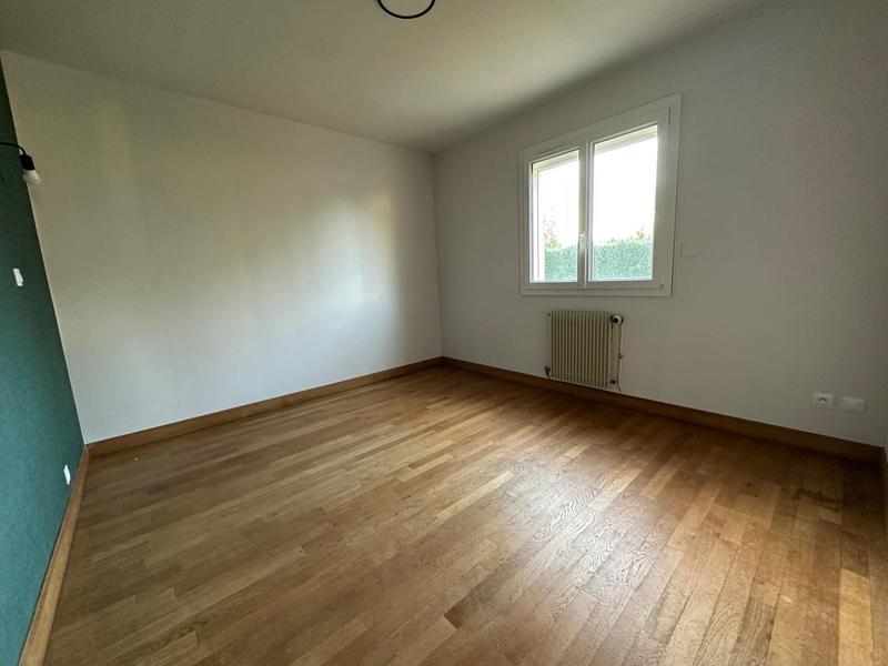 Bureau - 110 m² - 7 pièces