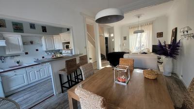 Maison - 121 m² - 5 pièces