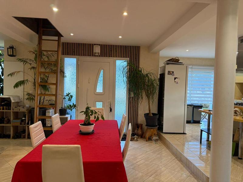 Maison - 129 m² - 5 pièces