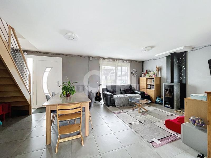 Maison - 88 m² - 5 pièces