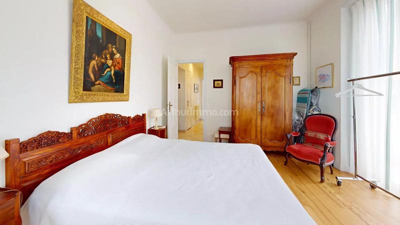 Maison - 285 m² - 7 pièces