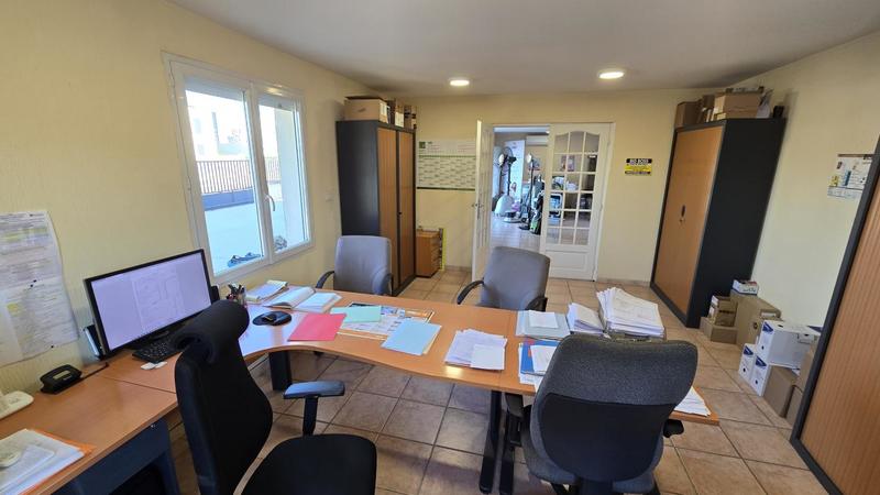 Bureau - 465 m² - 7 pièces