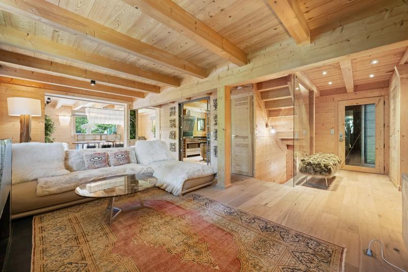 Villa - 390 m² - 9 pièces