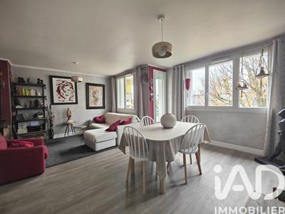 Appartement - 79 m² - 4 pièces