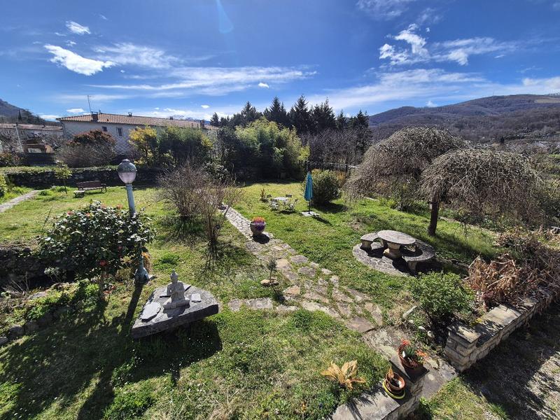 Maison - 155 m² - 6 pièces