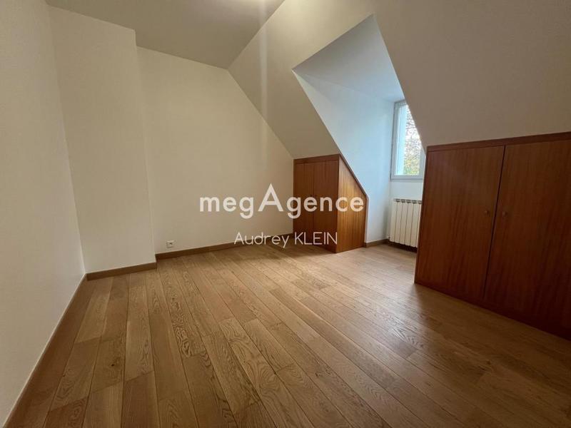 Pavillon - 112 m² - 5 pièces