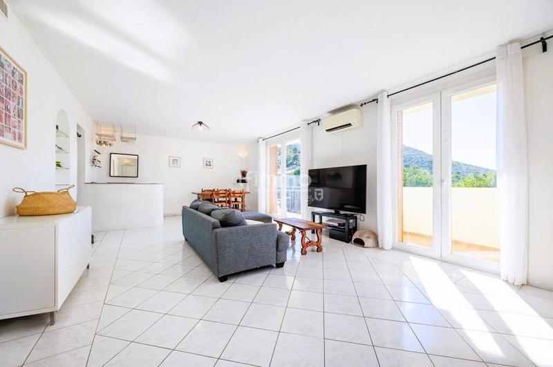 Appartement - 87 m² - 4 pièces