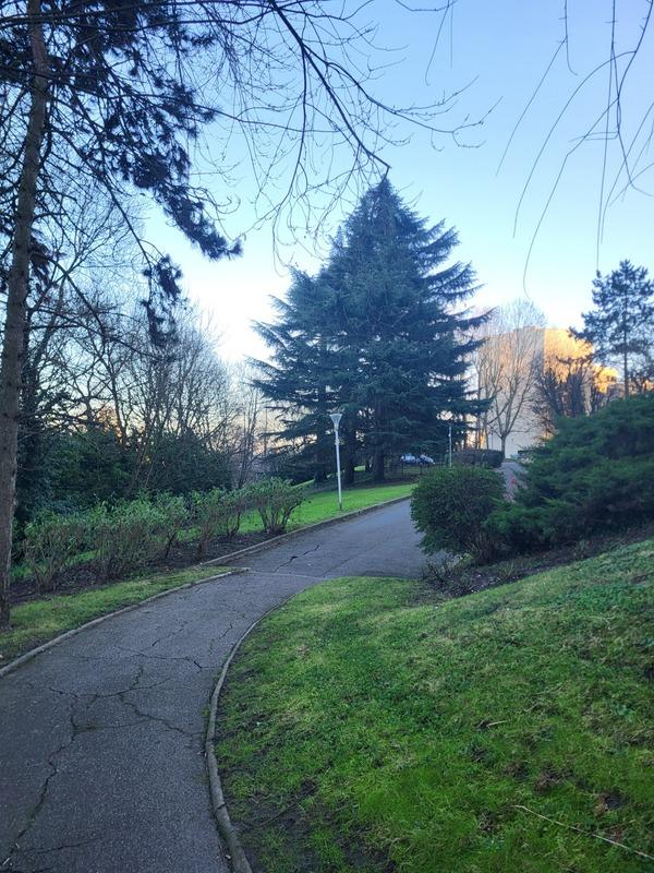 Appartement - 89 m² - 4 pièces