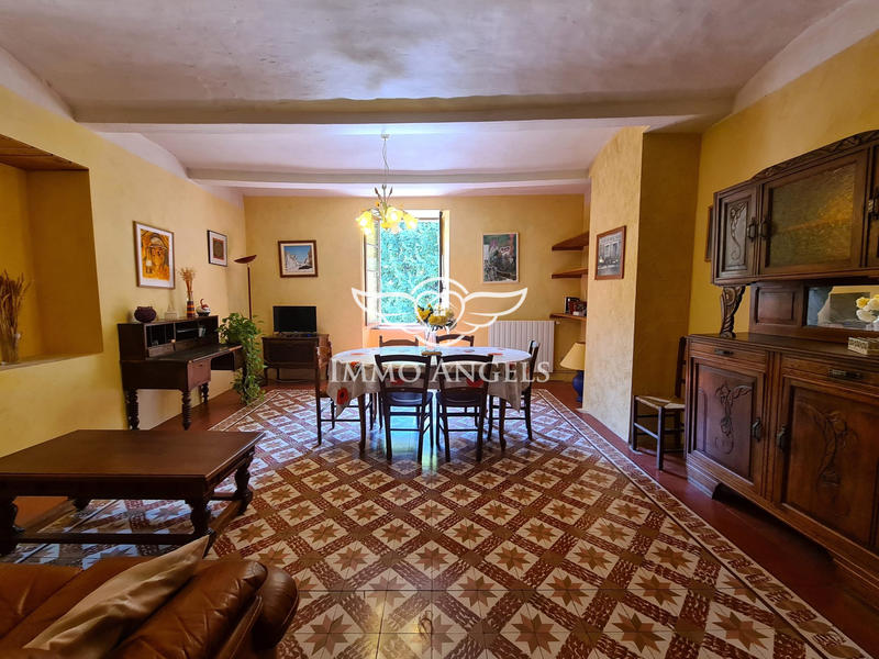 Maison ancienne - 276 m² - 10 pièces