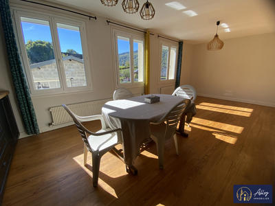 Maison - 128 m² - 5 pièces