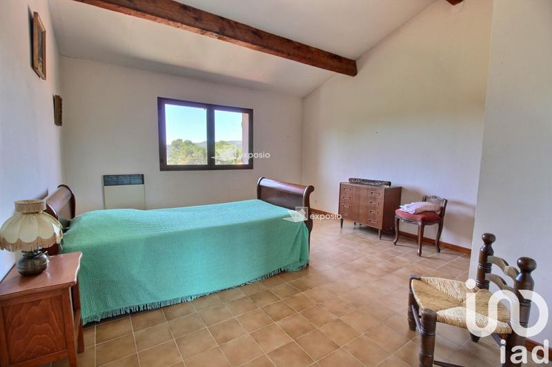 Maison - 242 m² - 6 pièces