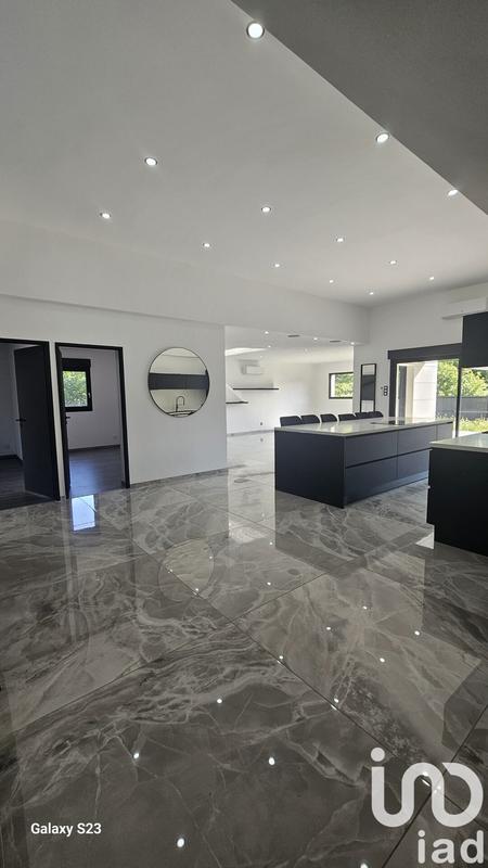 Maison - 147 m² - 4 pièces