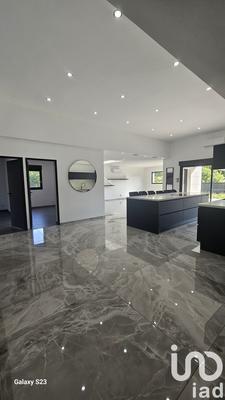 Maison - 147 m² - 4 pièces