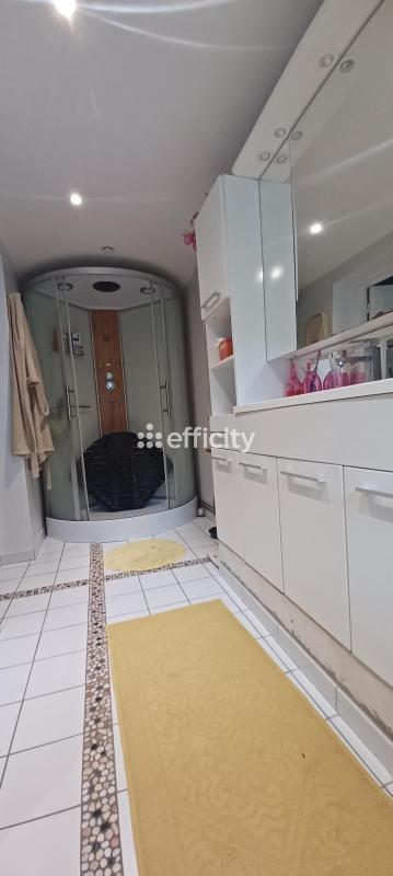 Maison - 87 m² - 5 pièces