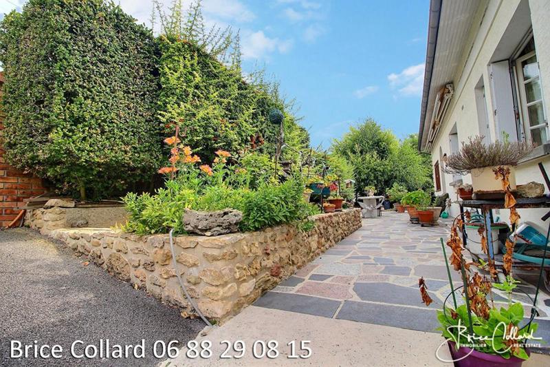 Maison - 160 m² - 8 pièces