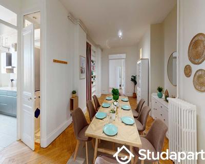 Chambre - 190 m² - 1 pièce