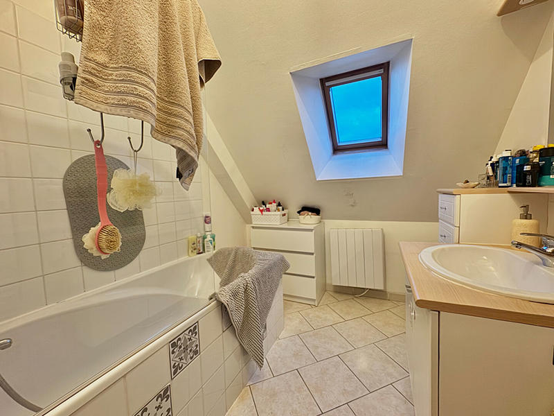 Maison - 87 m² - 4 pièces