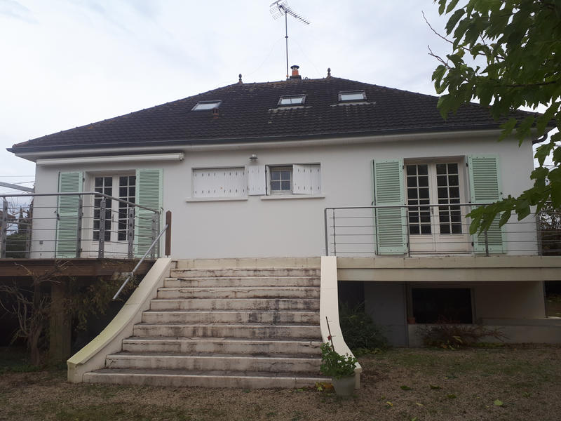 Maison - 151 m² - 7 pièces