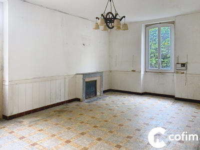Maison ancienne - 218 m² - 7 pièces