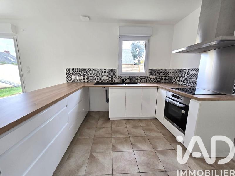 Maison - 94 m² - 5 pièces