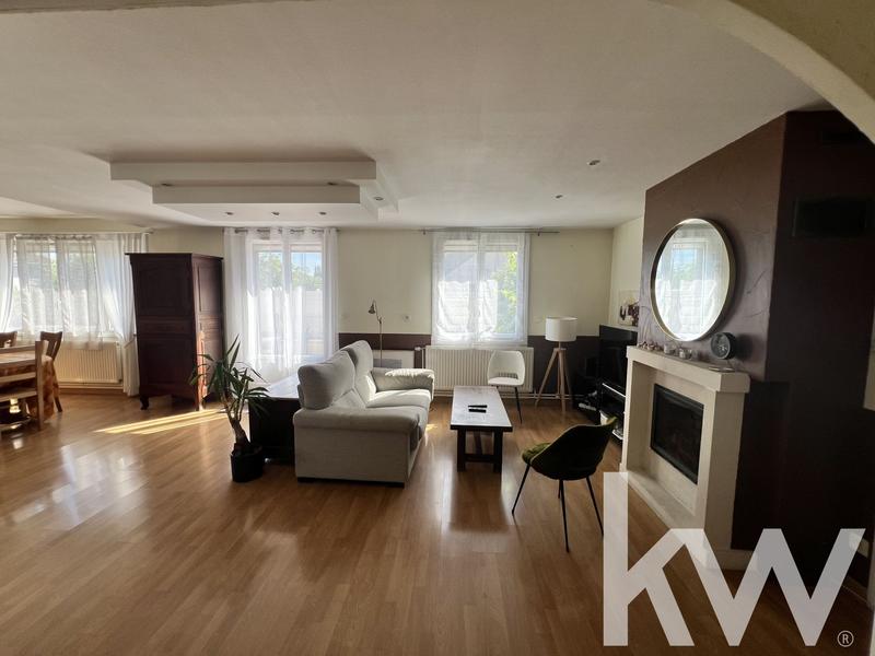 Maison - 131 m² - 6 pièces