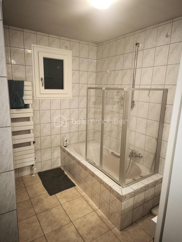 Maison traditionnelle - 117 m² - 5 pièces