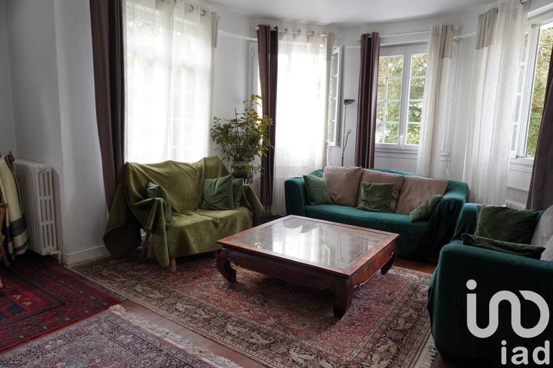 Maison - 195 m² - 8 pièces