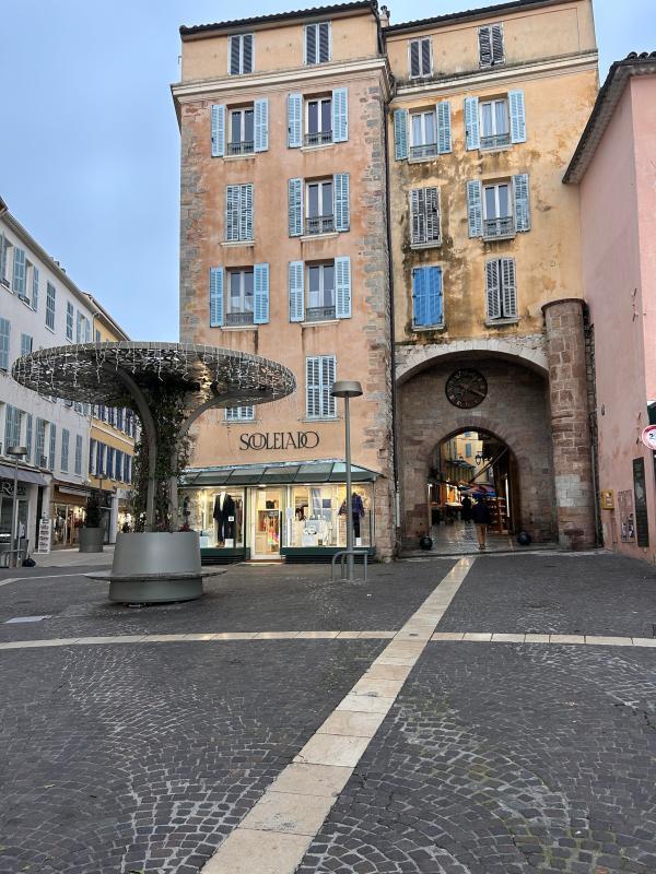 Appartement - 115 m² - 3 pièces