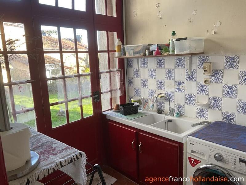 Maison chambre d'hôtes - 285 m² - 8 pièces