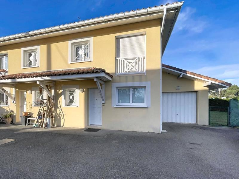 Maison - 83 m² - 4 pièces