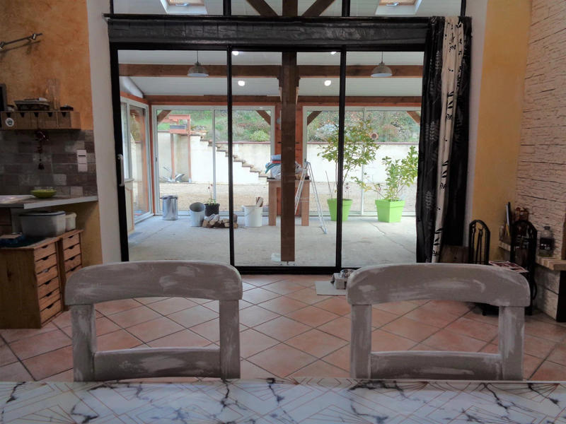 Maison traditionnelle - 270 m² - 7 pièces