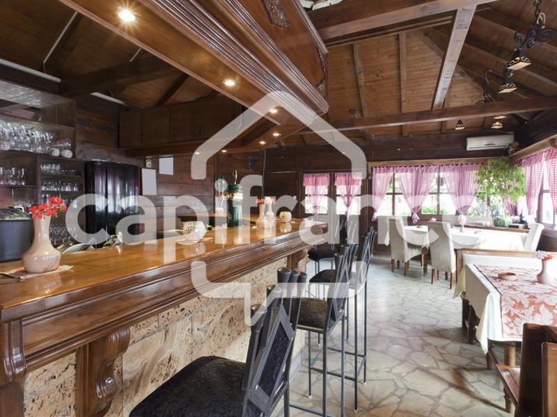 Local commercial - 432 m² - 1 pièce