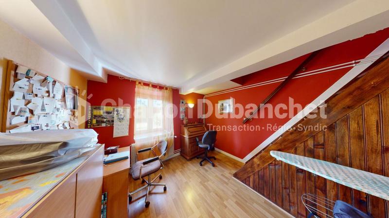 Corps de ferme - 137 m² - 7 pièces