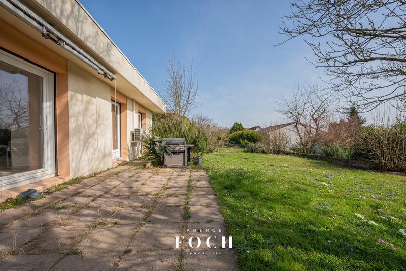 Maison - 121 m² - 6 pièces
