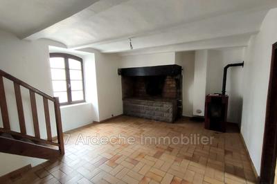 Maison de village - 84 m² - 4 pièces