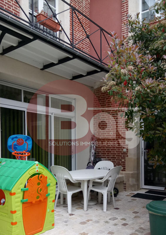 Maison - 102 m² - 5 pièces