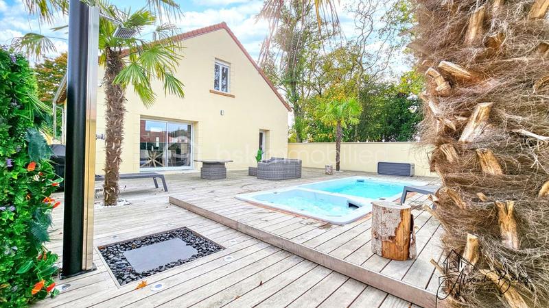 Maison traditionnelle - 110 m² - 6 pièces