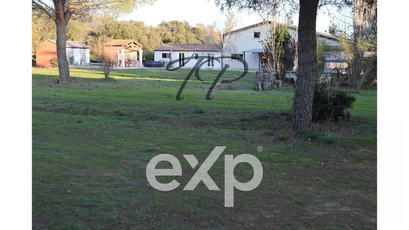 Villa - 330 m² - 10 pièces